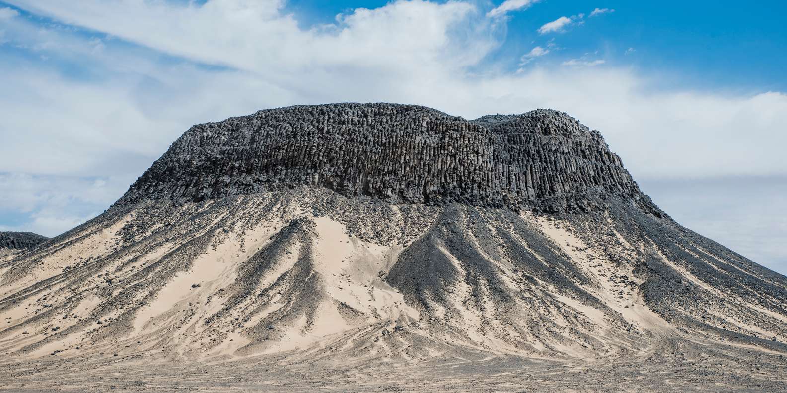 Cairo: 2-Day Bahariya Oasis Camp and Desert Tour