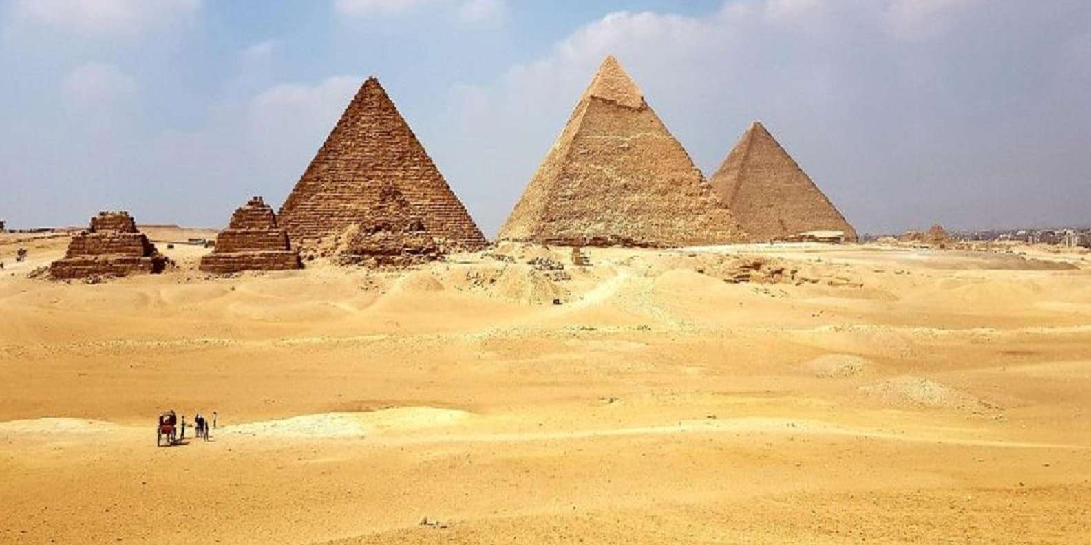 Cairo: Giza Pyramids, Saqqara & Dahshur Tour
