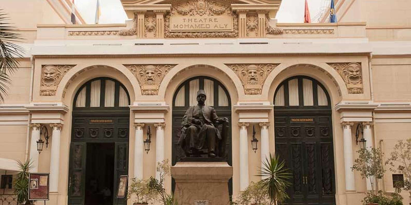 Cairo: Alexandria Day Tour to Library & Qaitbay Citadel