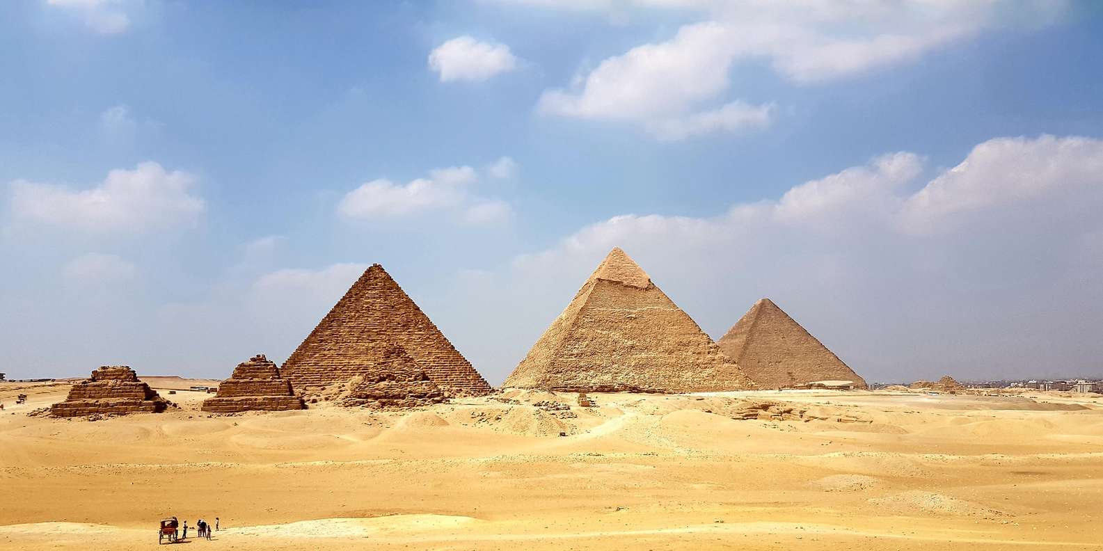 Sharm El Sheikh: Giza Pyramids, Museum & Bazaar