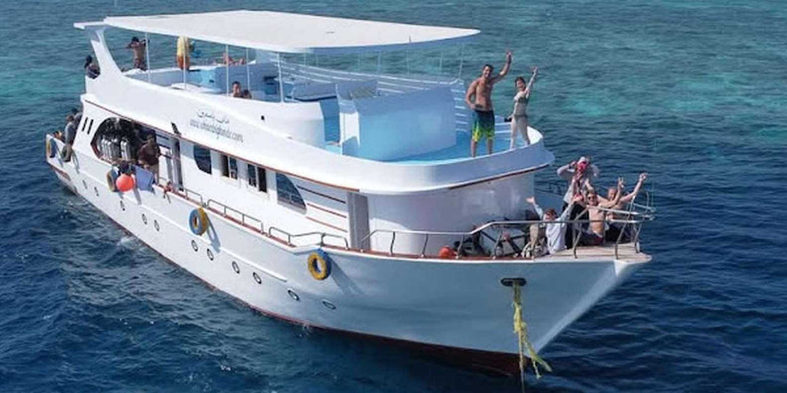 Hurghada: Beginner Diving Trip with Lunch, Transfer & Gear