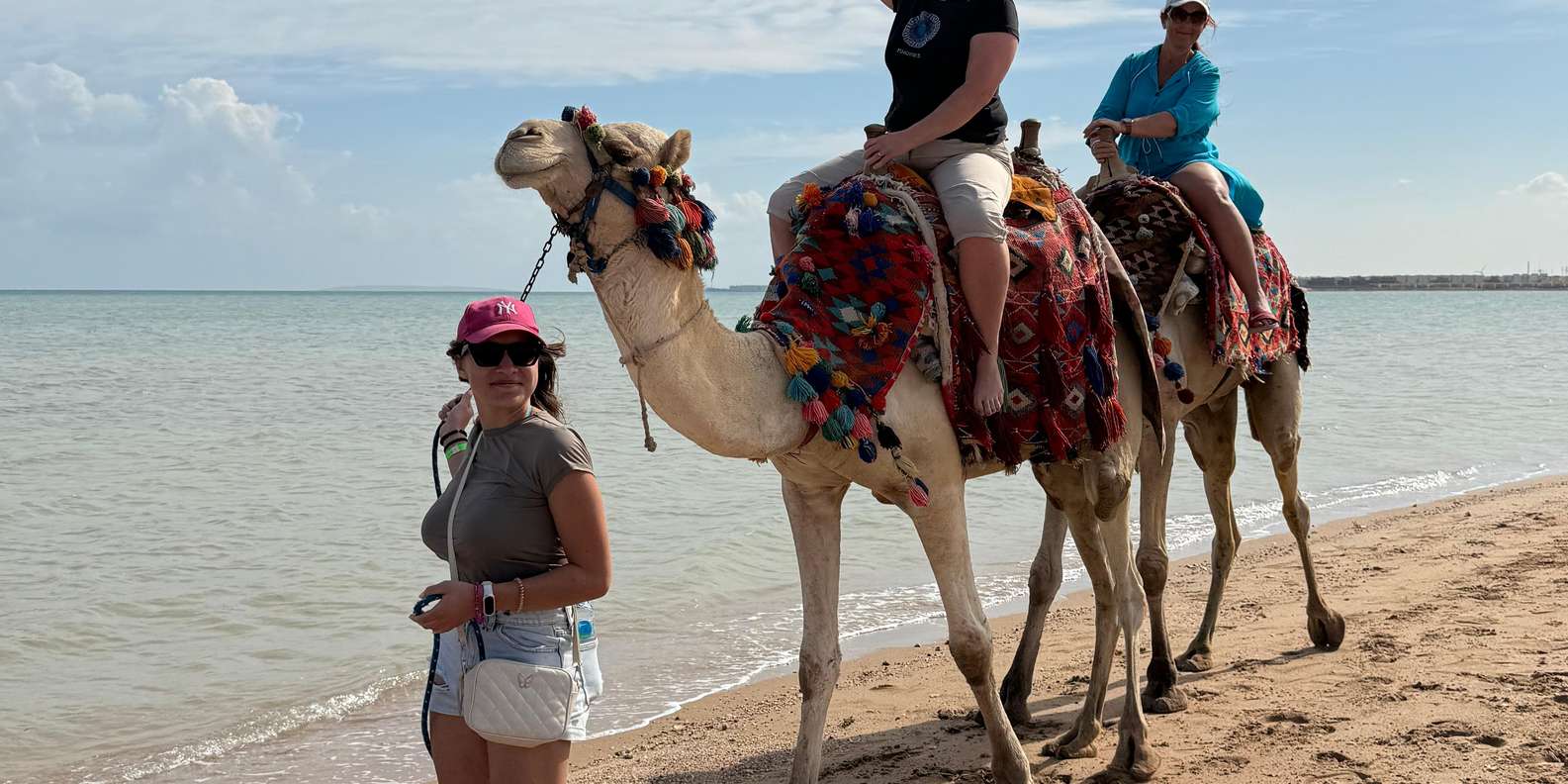 Hurghada: 1-Hour Desert & Beach Camel Ride + Transfers