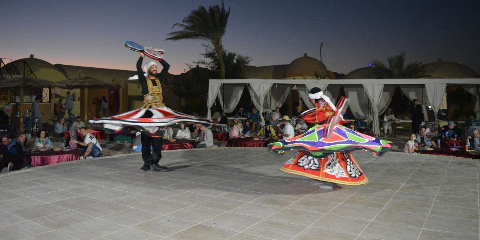Hurghada: Desert Safari with Camel Ride & Dinner Show