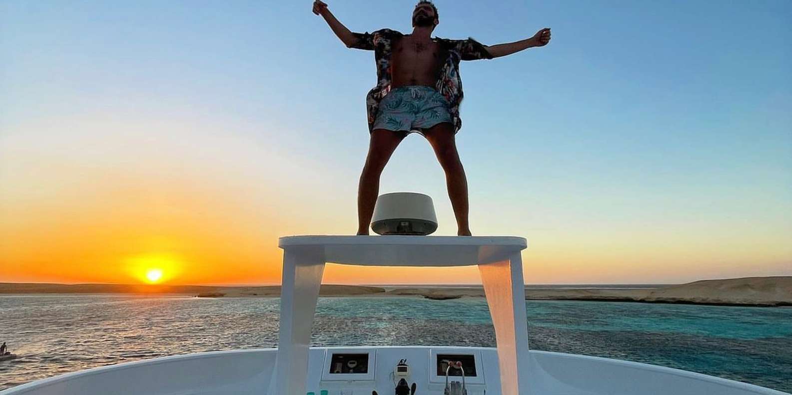 Hurghada: Luxury Yacht Trip with Crew and Chef