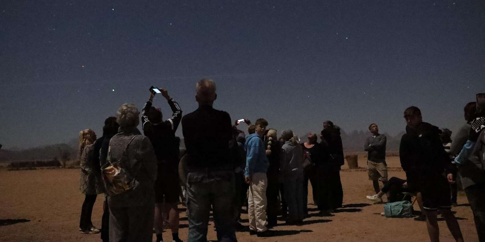 Hurghada: Oasis Sunset Camel Ride & Stargazing