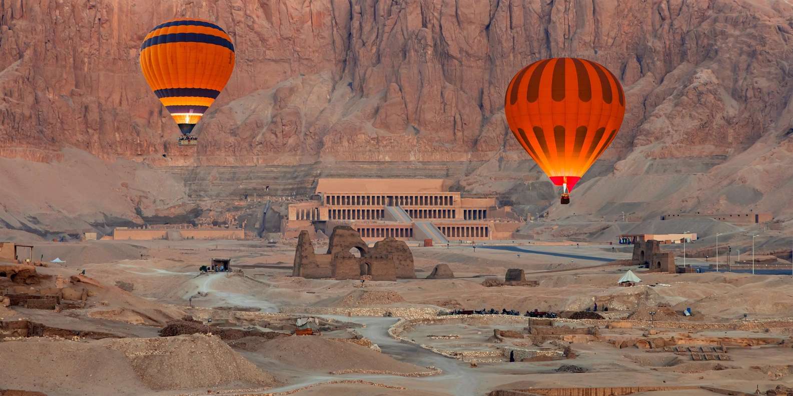 Luxor: 2-Day Adventure with Balloon & Felucca