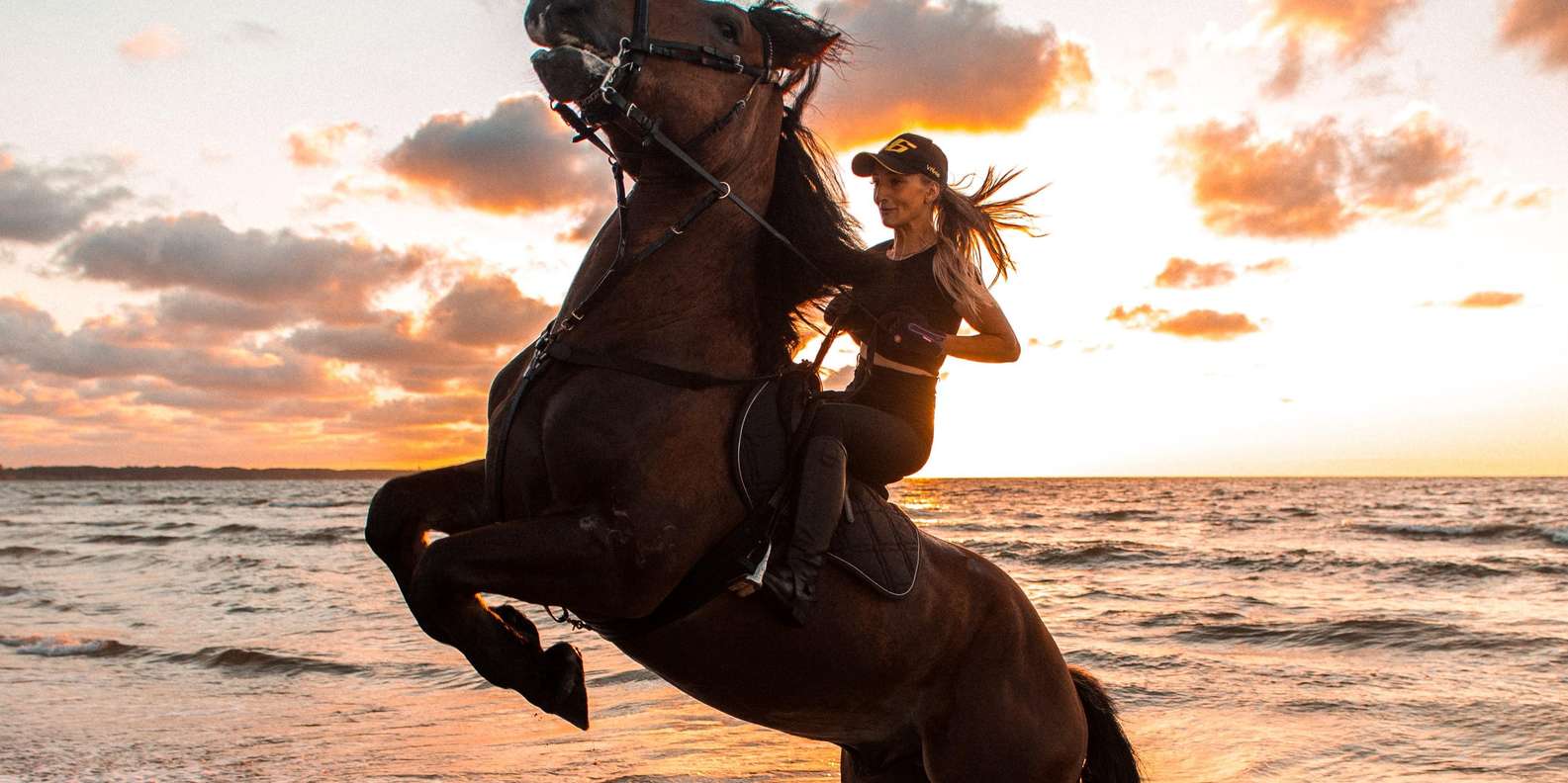 Marsa Alam: Sea and Desert Horseback Adventure