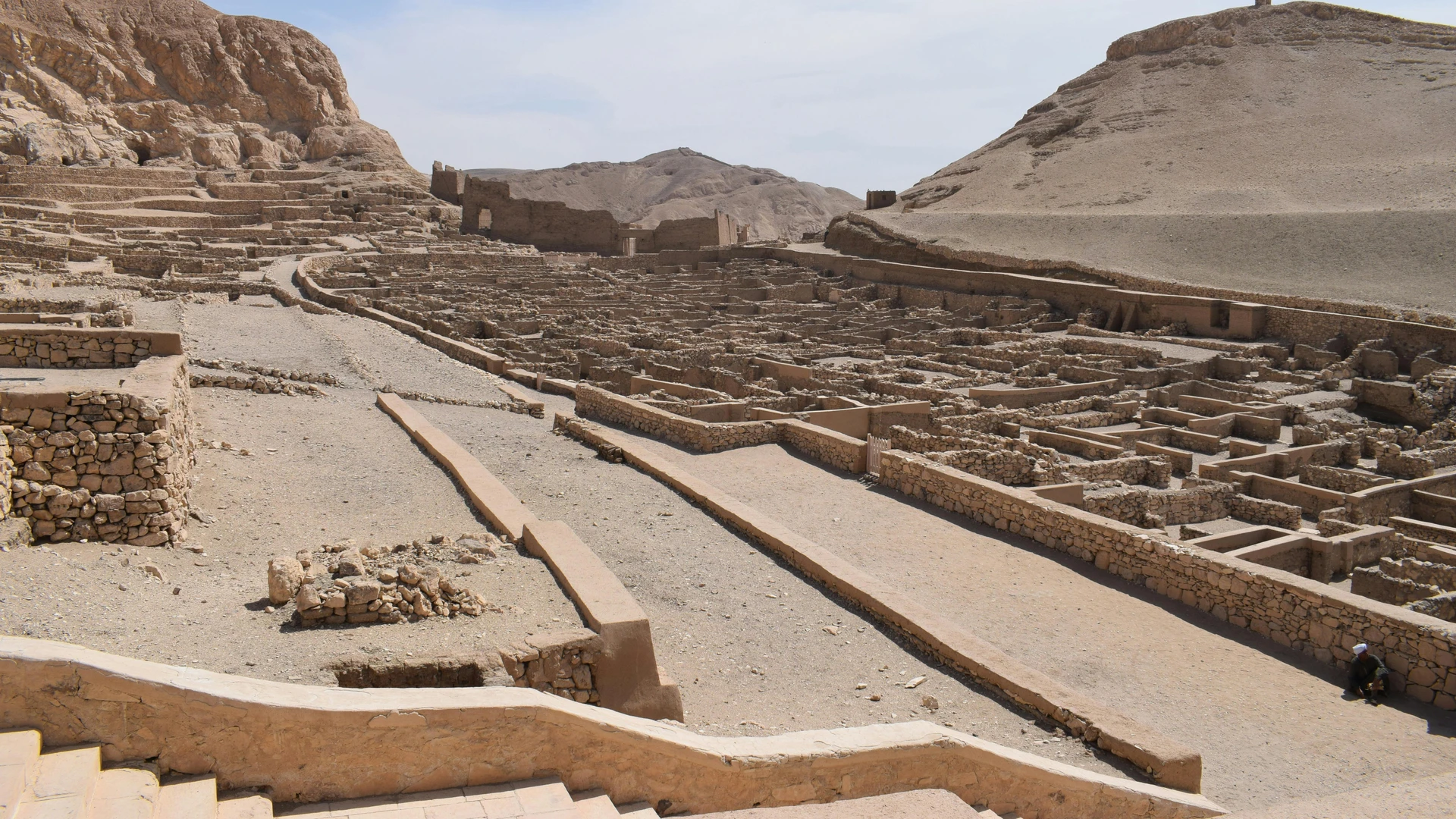 El Gouna, Egypt - Explore the historic ruins of deir el-medina, an ancient village in egypt's desert landscape.